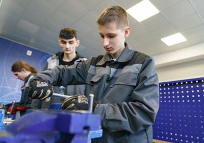 Успешно освоившие рабочую профессию выпускники 9-х классов получат свидетельство о присвоении квалификации